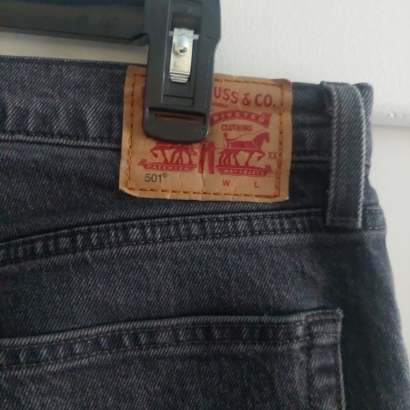 Levi's 501 Cropped raw hem Buttonfly jeans 31 Washed black Straight Leg 31x28 - Picture 11 of 14